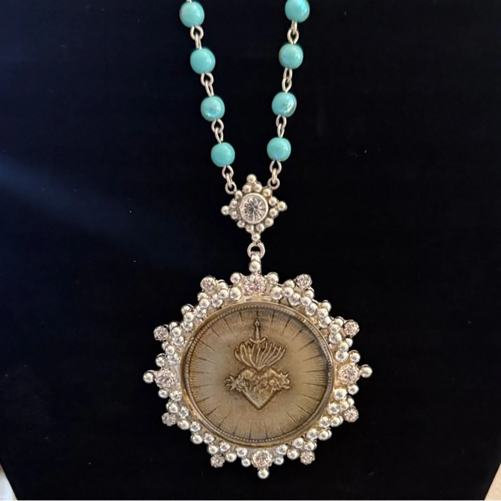 VSA CLOISTER SACRED HEART NECKLACE 4MM TURQUOISE BEADS - NWT - Picture 10 of 12